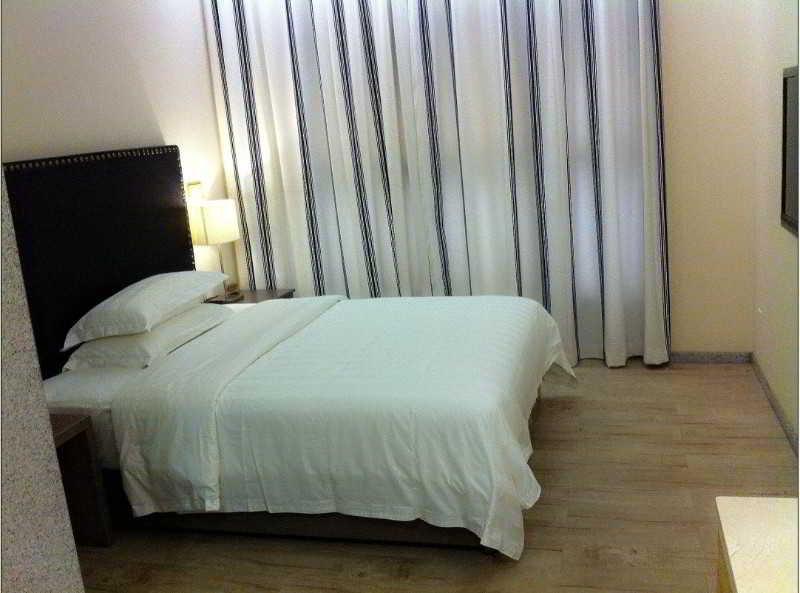 Guangzhou Timmy Hotel Екстериор снимка
